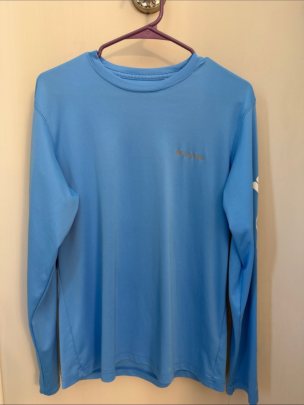 Columbia Light Blue Long Sleeve Tee